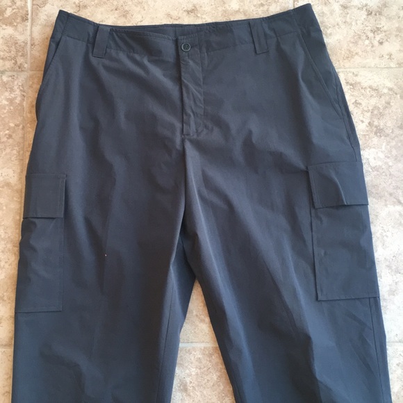 BCBG Cargo - Picture 2 of 2